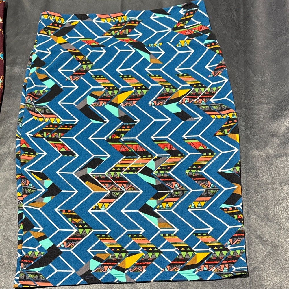 LuLaRoe Pencil Skirt- Blue Zigzag chevron office workwear